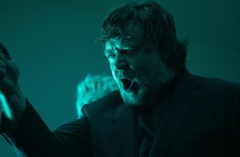 Russell Crowe Lends His Russell Crowe-ness to ‘Highlander’