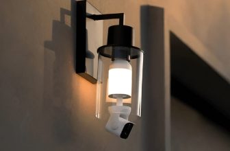 Wyze Says ‘Screw It’ and Shoves a Camera Into Its Latest Smart Bulb