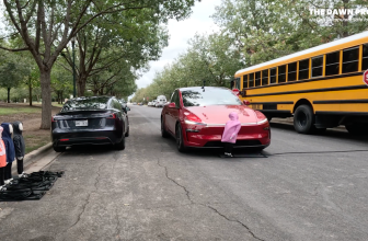 Tesla blows past stopped school bus and hits kid-sized dummies in Full Self-Driving tests