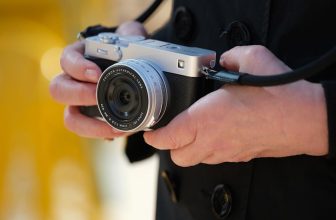 The Fujifilm X-E5 is basically an interchangeable lens X100VI