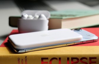 You absolutely should not buy Apple’s iPhone Air MagSafe battery pack